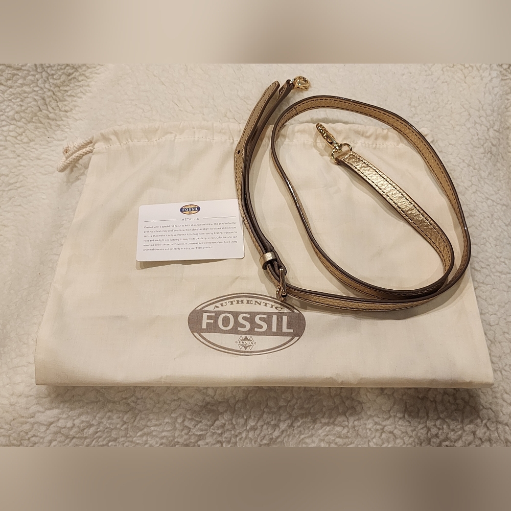 Fossil Metallica Leather Purse - Picture 15 of 16